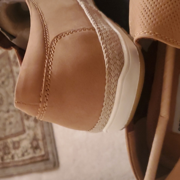 Steve Madden Slip-ons main image 12